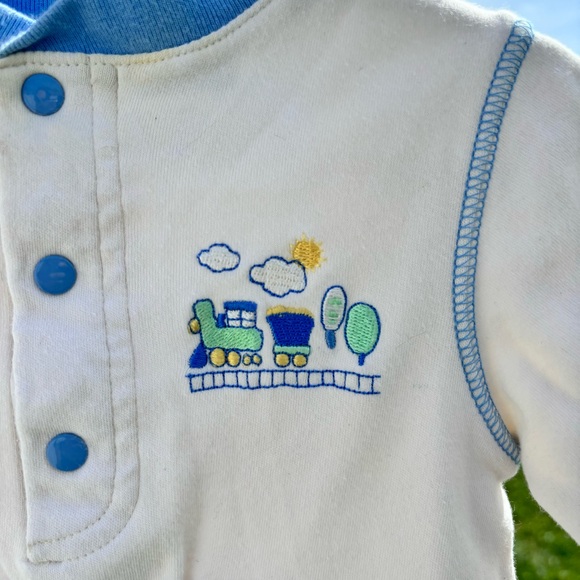 VTG Y2K HONORS BABY CREAM BLUE CHOO CHOO TRAIN ONE PIECE PAJAMAS SIZE 3/6 MONTHS - Picture 3 of 5
